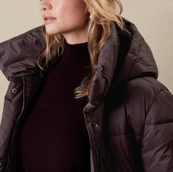 Banana Republic Hooded Puffy Coat - Picture 3 of 5